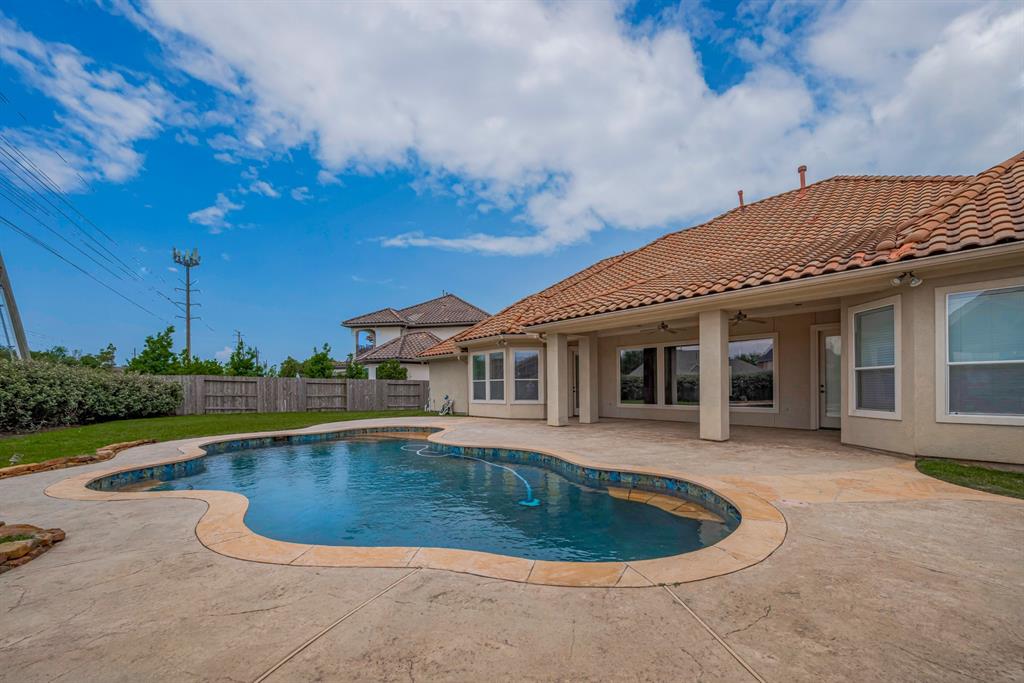 12404 Baymeadow Drive Drive, Pearland, Texas image 23
