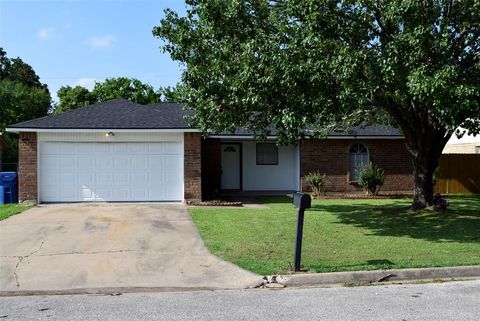 Single Family Residence in Bay City TX 1405 Bay Ridge Boulevard.jpg
