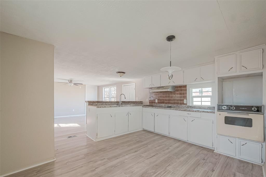 13253 Enchanted Court, Willis, Texas image 14
