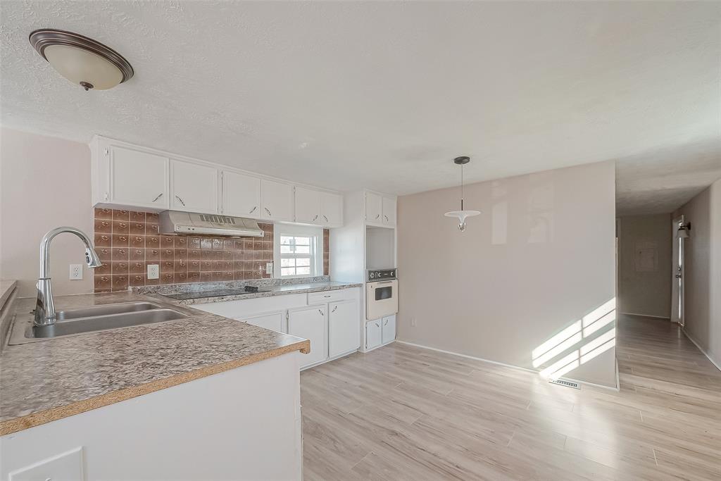 13253 Enchanted Court, Willis, Texas image 12