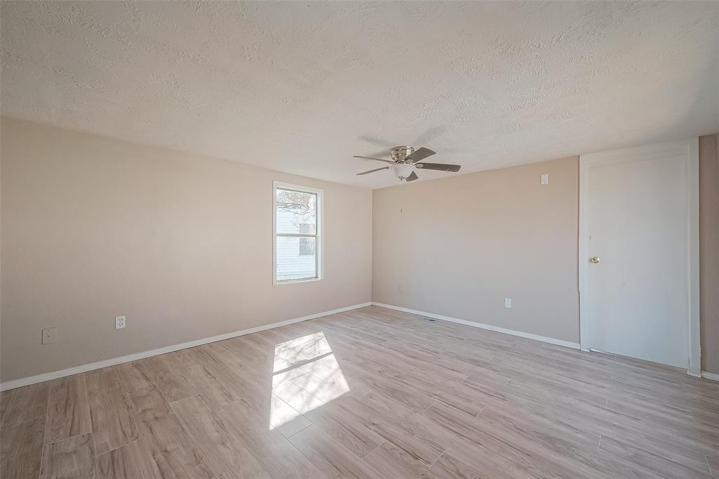 13253 Enchanted Court, Willis, Texas image 9