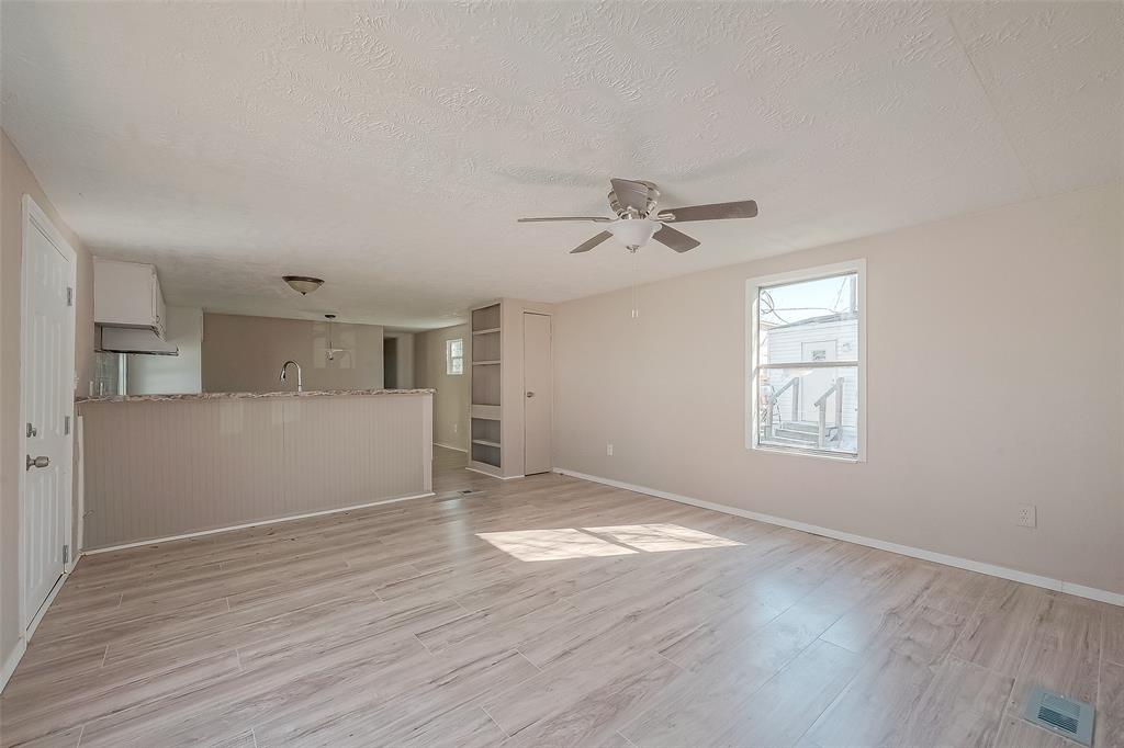 13253 Enchanted Court, Willis, Texas image 1