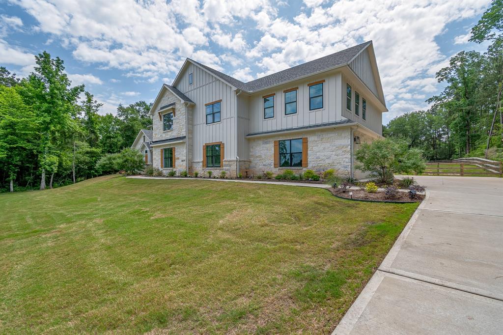 8577 Majestic Lake Court, Montgomery, Texas image 3