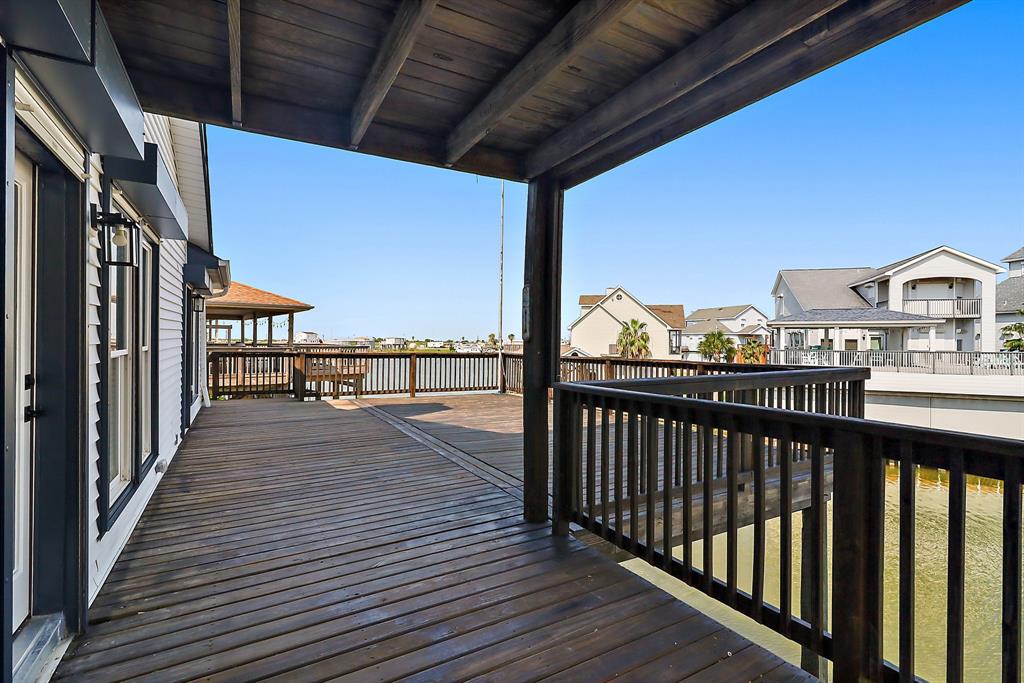 334 Admiral Circle