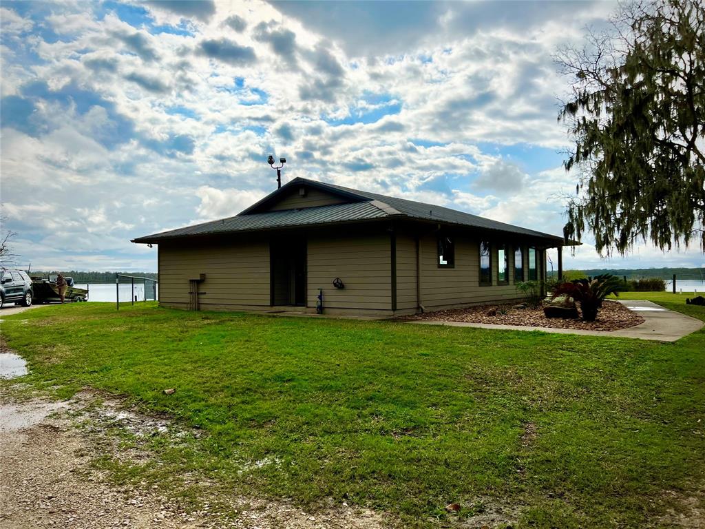 1744 Flintlock Court, Angleton, Texas image 19