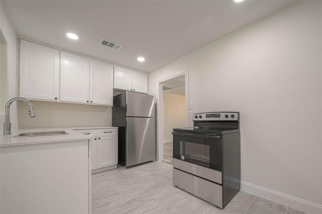 10401 S La Crosse Street, Houston, Texas image 19