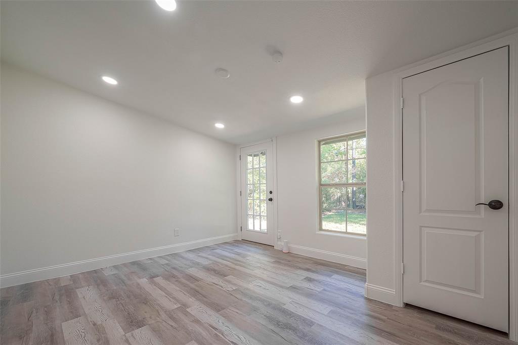 10401 S La Crosse Street, Houston, Texas image 12
