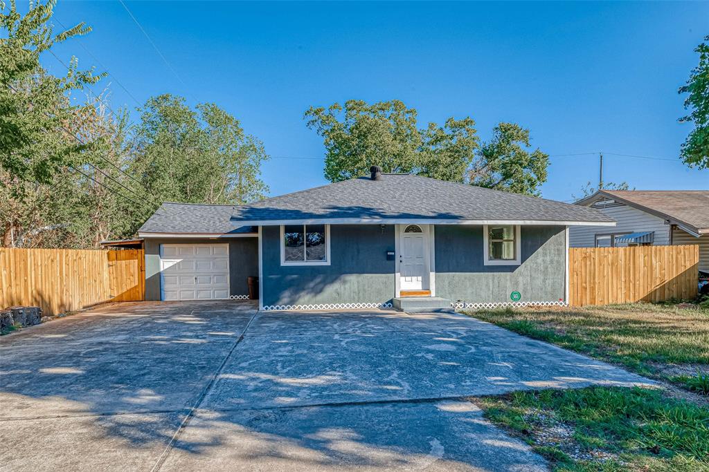 10401 S La Crosse Street, Houston, Texas image 3