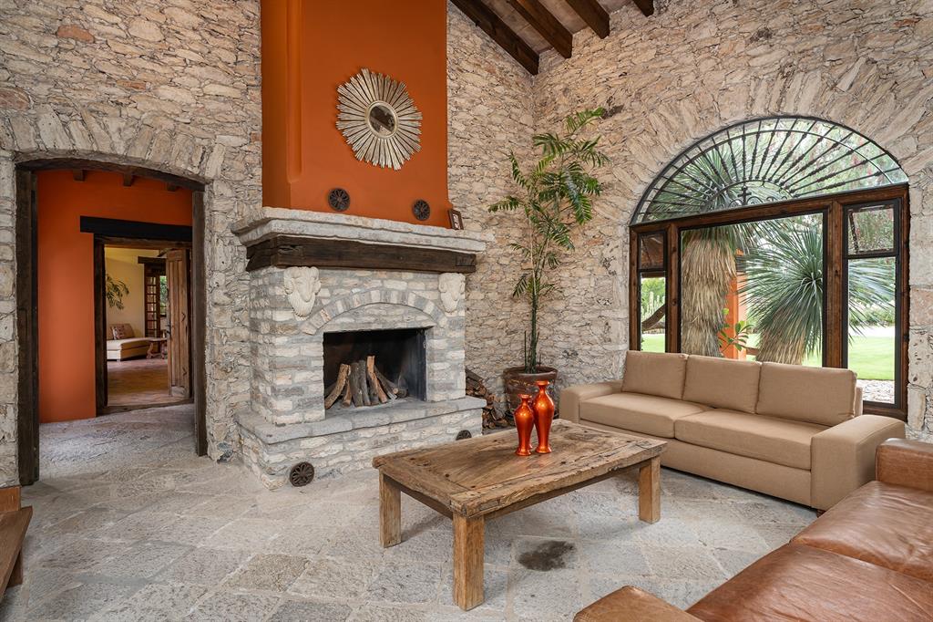 Mexico, 8 Bedrooms Bedrooms, ,21 BathroomsBathrooms,Residential,Active,51565