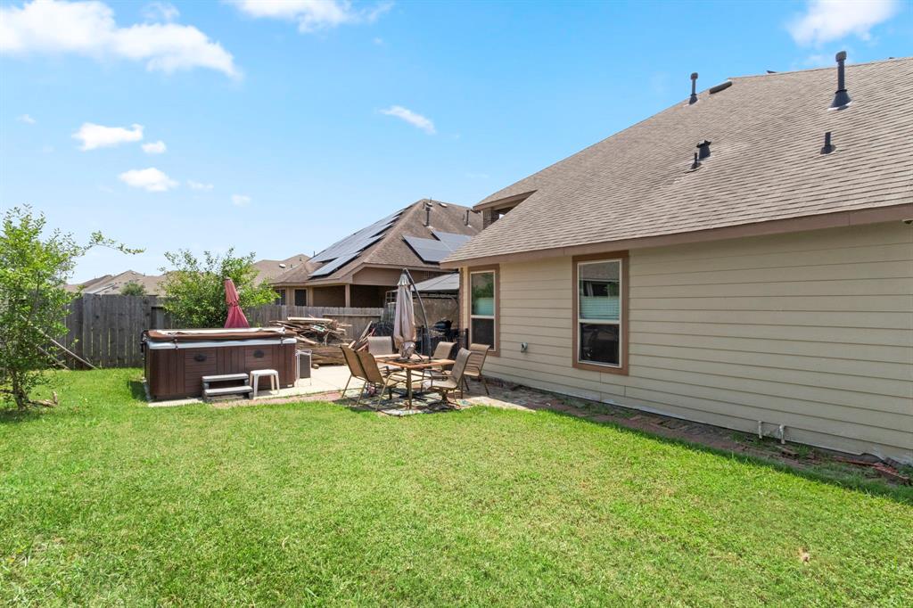 13207 Davenport Hills Lane, Humble, Texas image 37