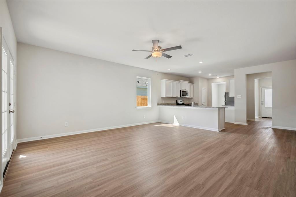 357 Tejas Trail, Waller, Texas image 12