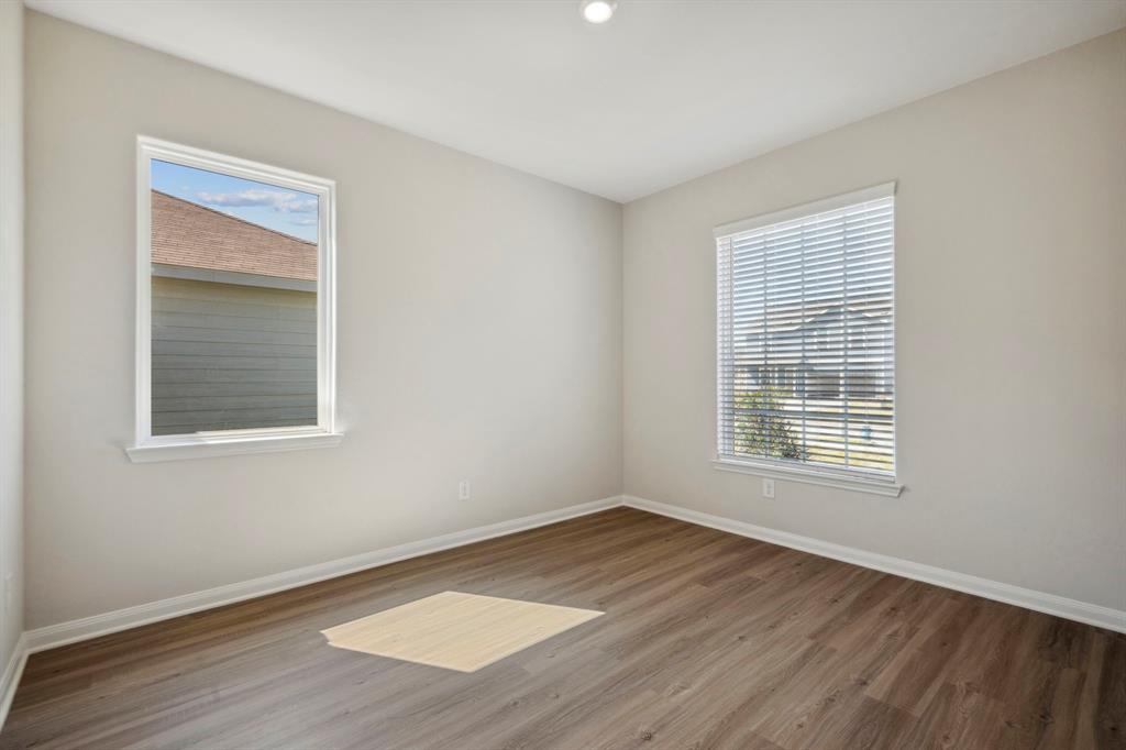 357 Tejas Trail, Waller, Texas image 4