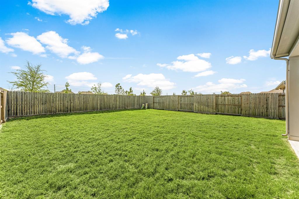 2715 Chestnut Oak Circle Cir, Brookshire, Texas image 26