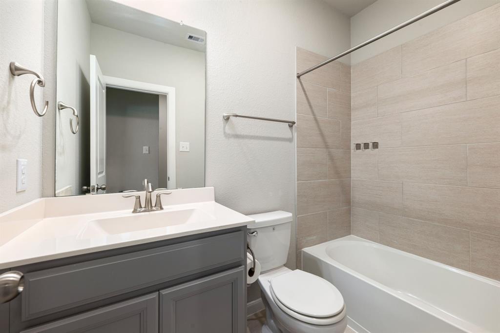 2715 Chestnut Oak Circle Cir, Brookshire, Texas image 21