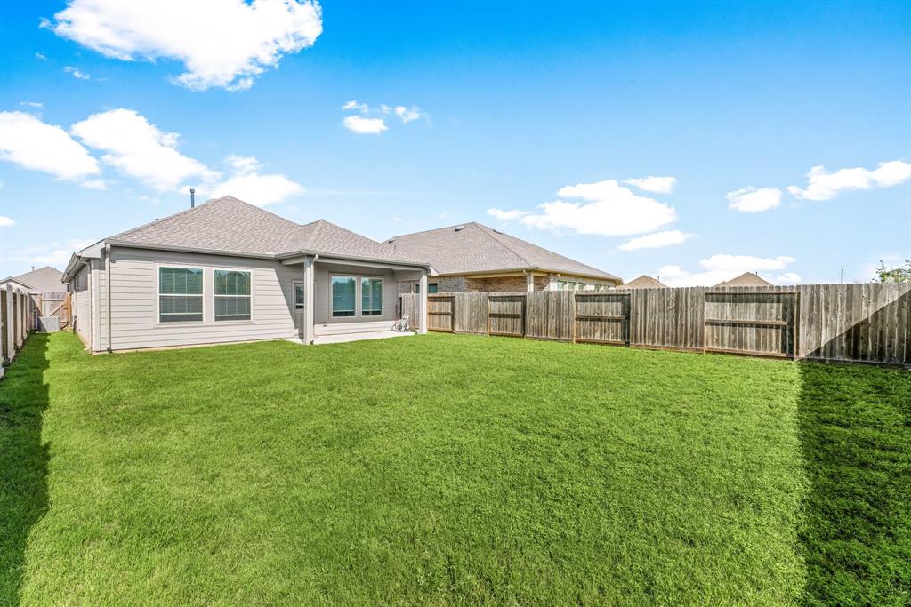 2715 Chestnut Oak Circle Cir, Brookshire, Texas image 25