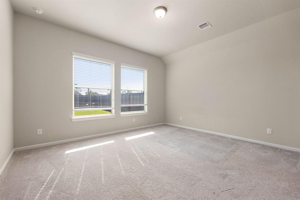 2715 Chestnut Oak Circle Cir, Brookshire, Texas image 13