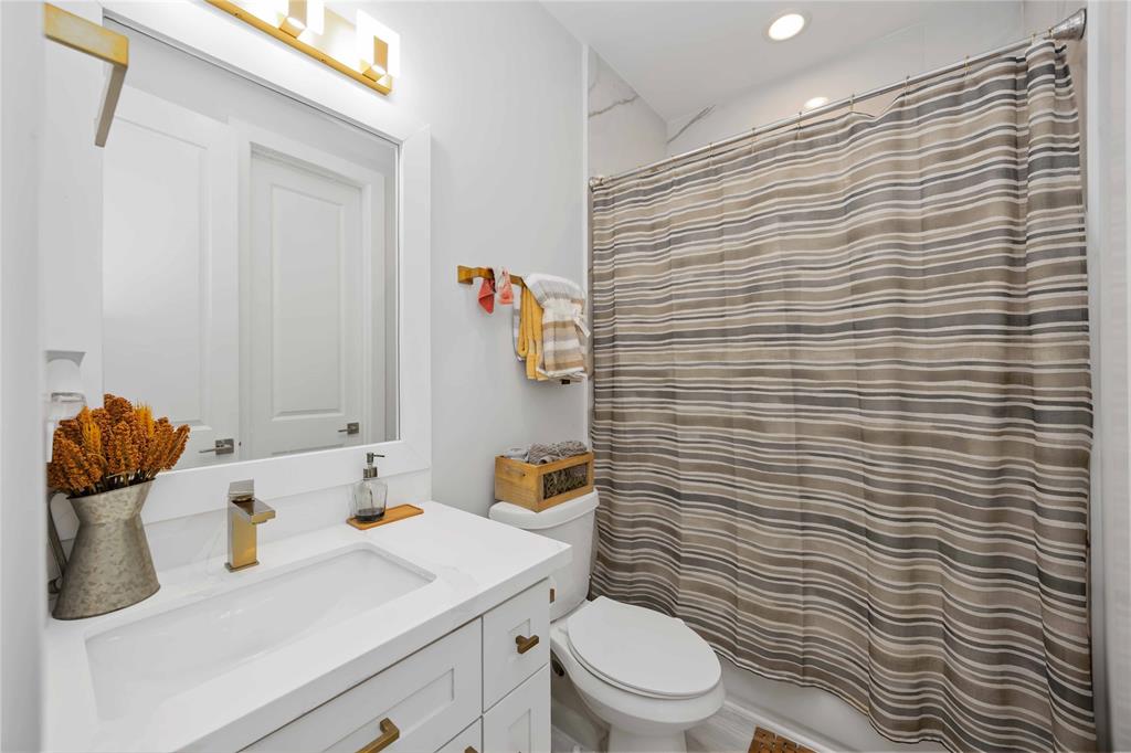 2422 Briley Street, Houston, Texas image 21