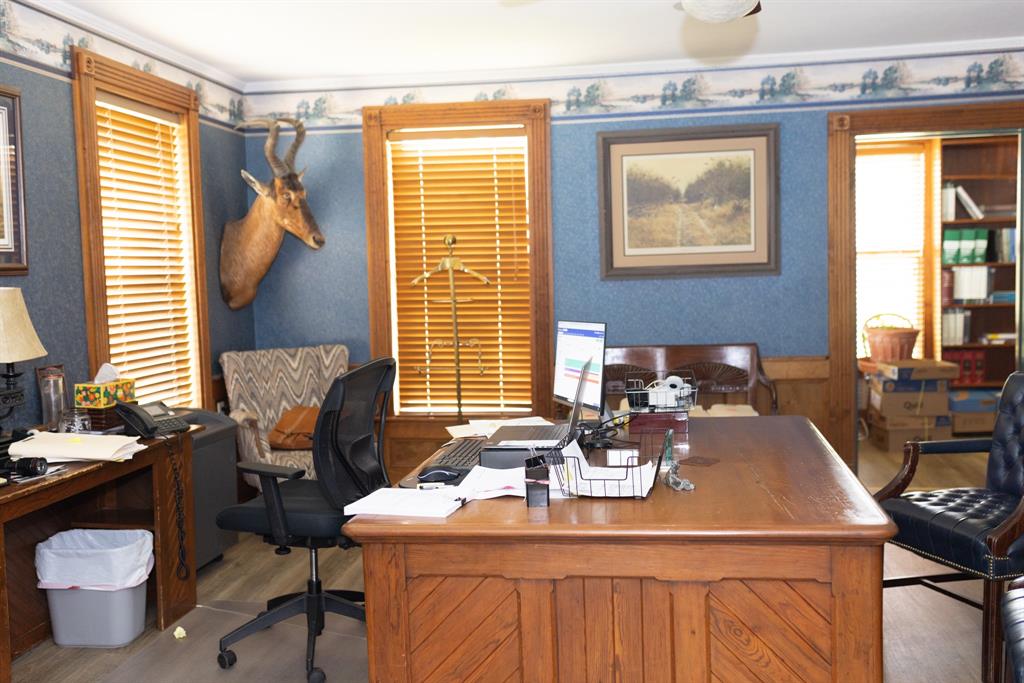 306 N 7th Street, Crockett, Texas image 6