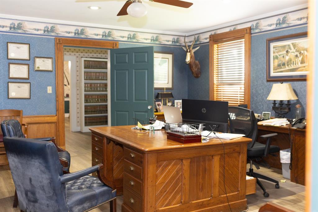 306 N 7th Street, Crockett, Texas image 8