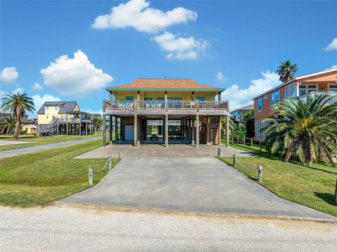 A home in Crystal Beach