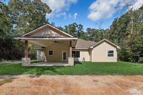 A home in Conroe