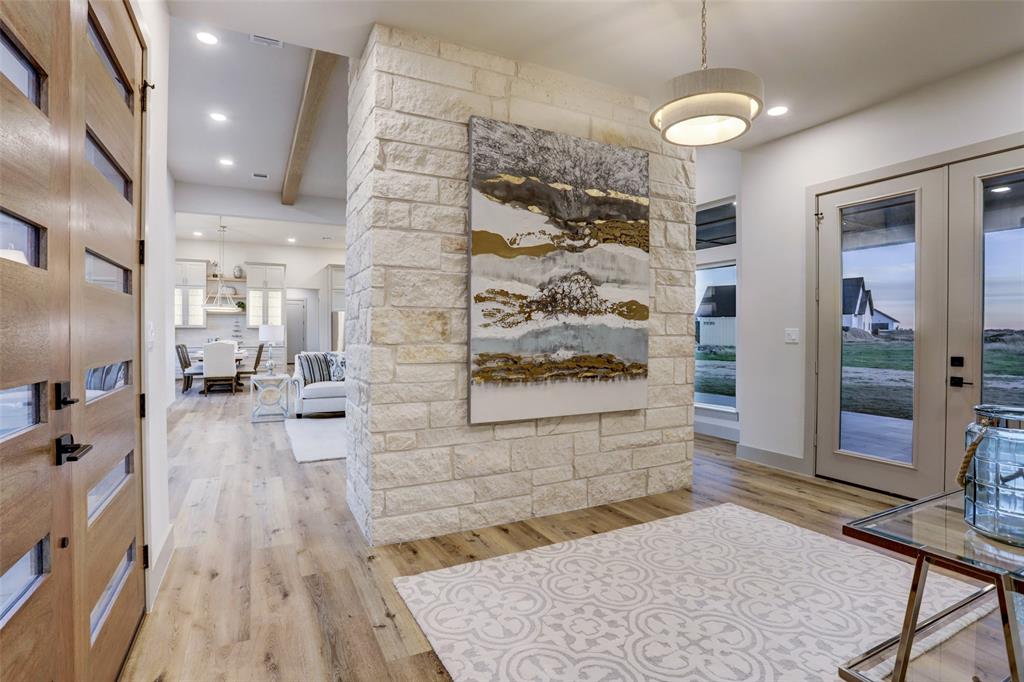 308 Oak Hill Lane, Bellville, Texas image 2