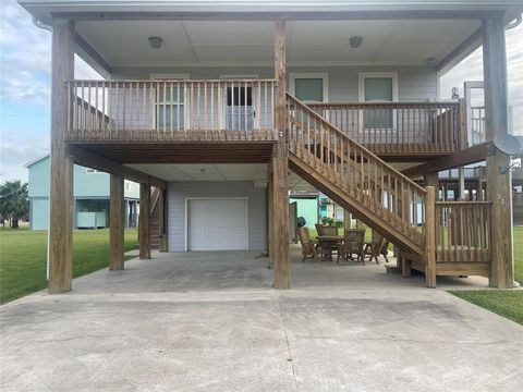 A home in Crystal Beach