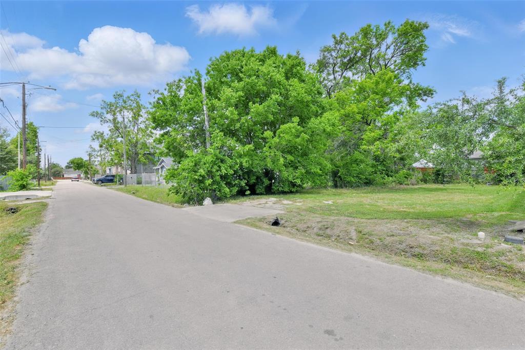 731 E 39th Street, Houston, Texas image 7
