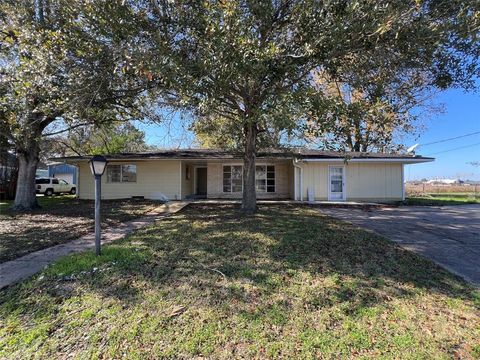 A home in Sealy