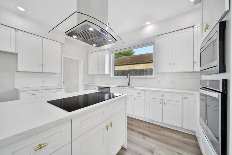 7607 Bankside Drive, Houston, Texas image 11