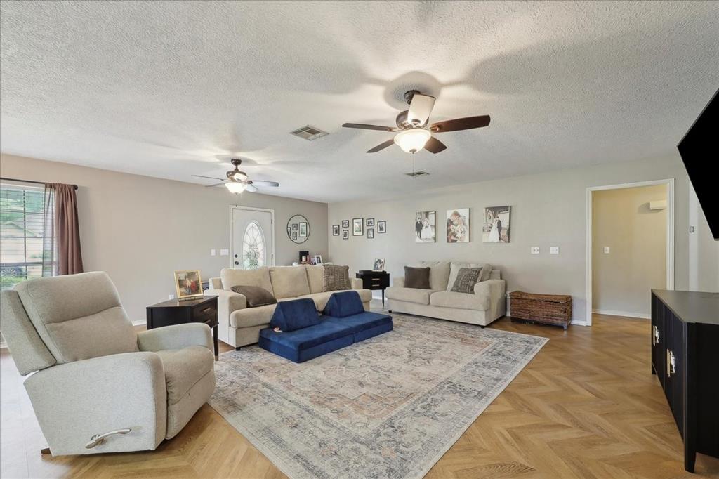 504 County Road 763 N, Buna, Texas image 4