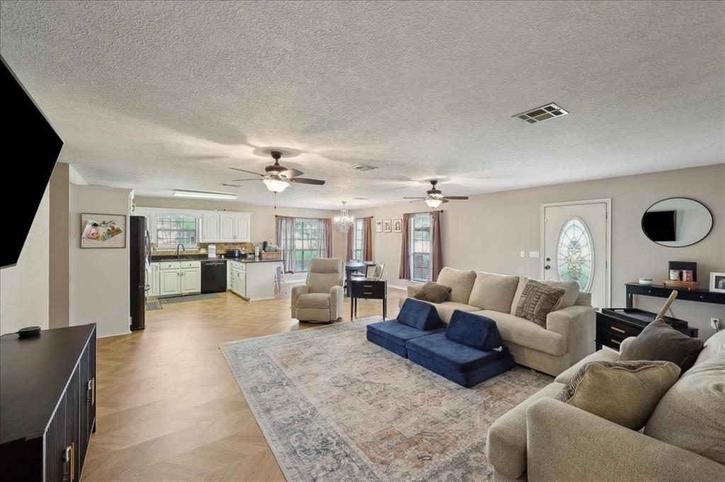 504 County Road 763 N, Buna, Texas image 7