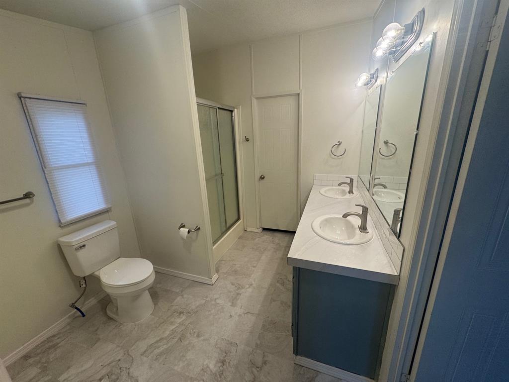 16277 Wild Oak Lane, Conroe, Texas image 15