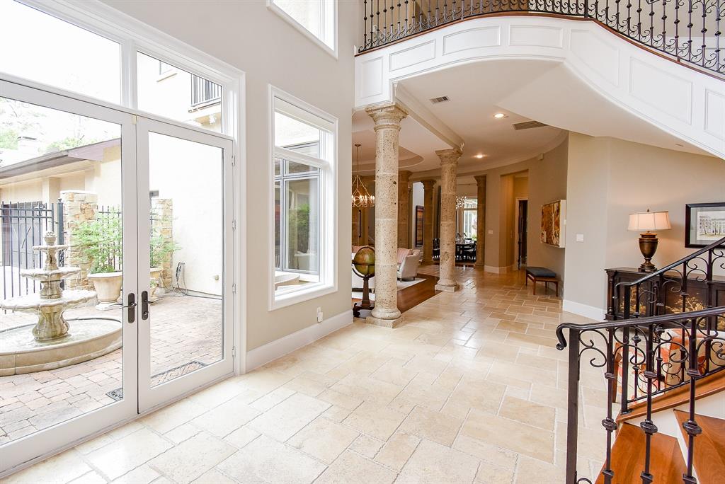 11910 Heritage Lane