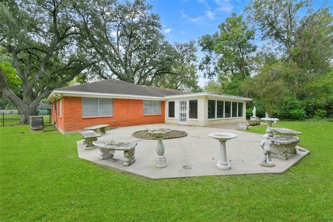 A home in La Marque