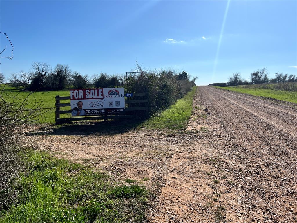 001 Blezinger Road, New Ulm, Texas image 3