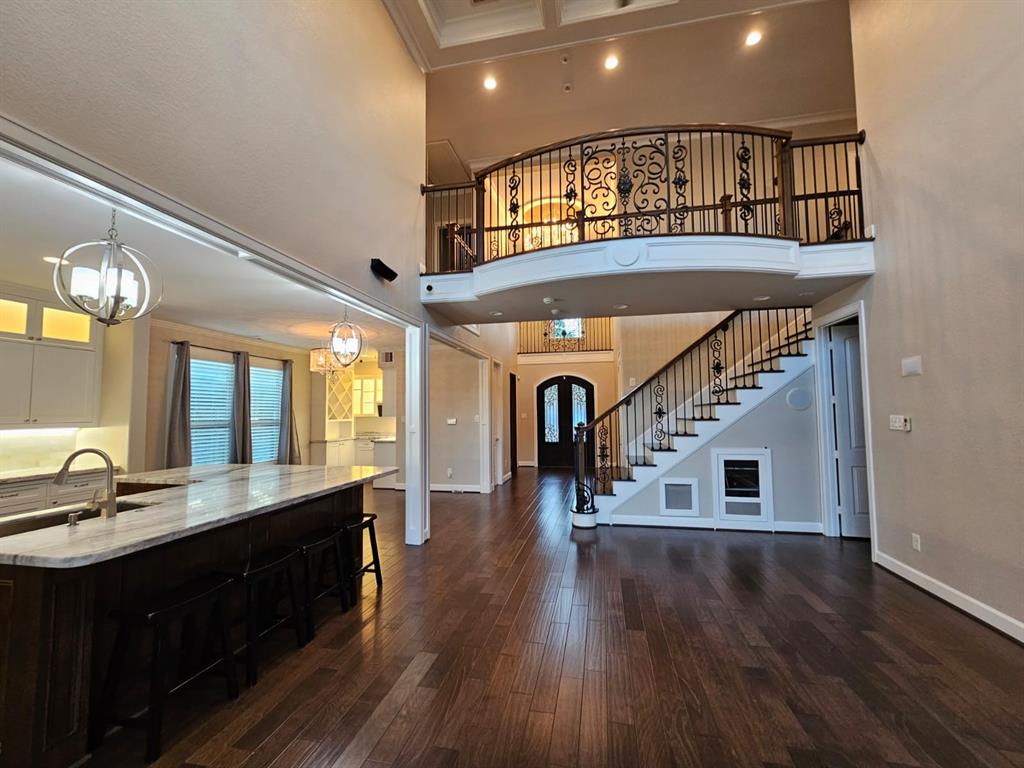 5217 W 43rd Street, Houston, Texas image 3