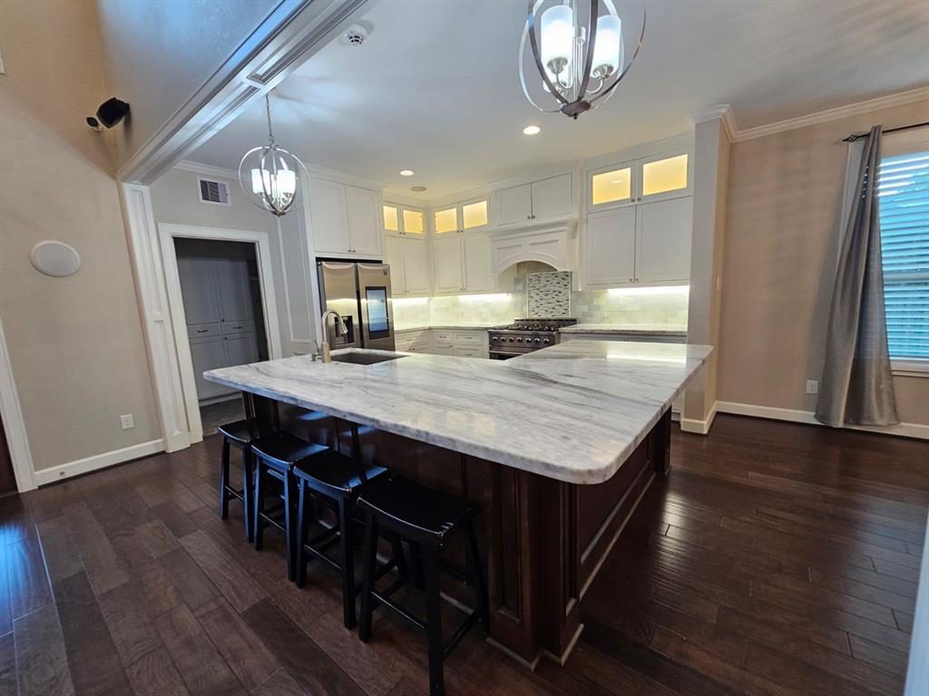 5217 W 43rd Street, Houston, Texas image 4