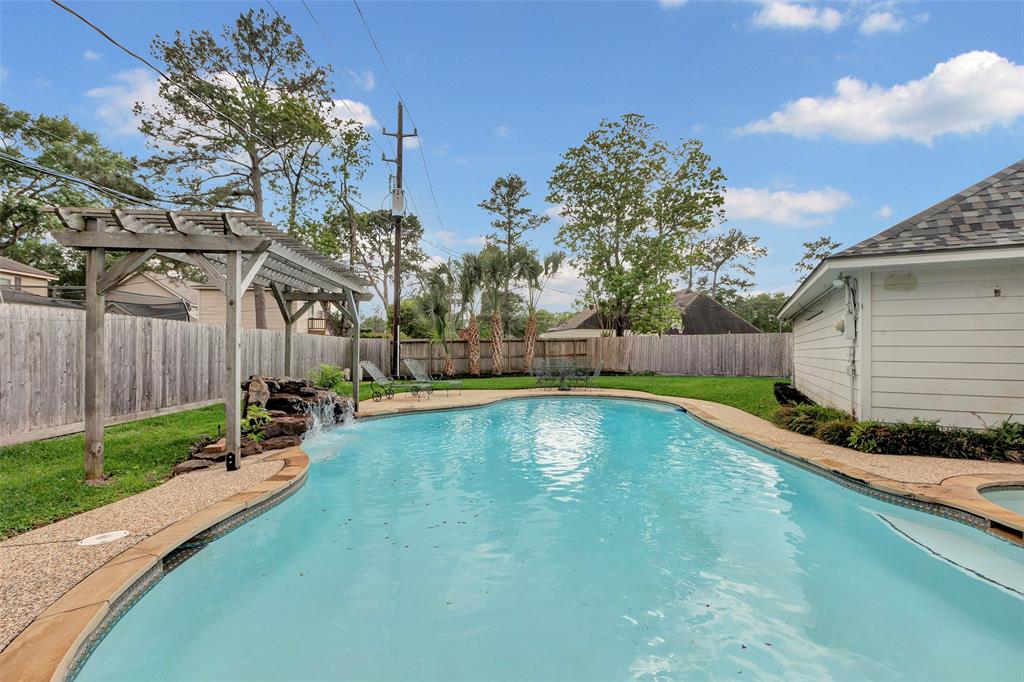 16007 Campden Court, Spring, Texas image 36