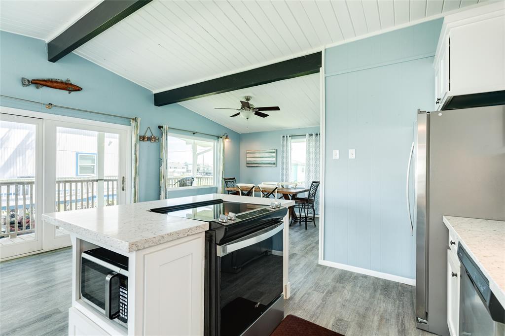 4022 San Jacinto Drive, Galveston, Texas image 13