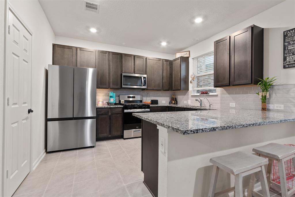 2897 Shimmer Edge Drive, Katy, Texas image 15