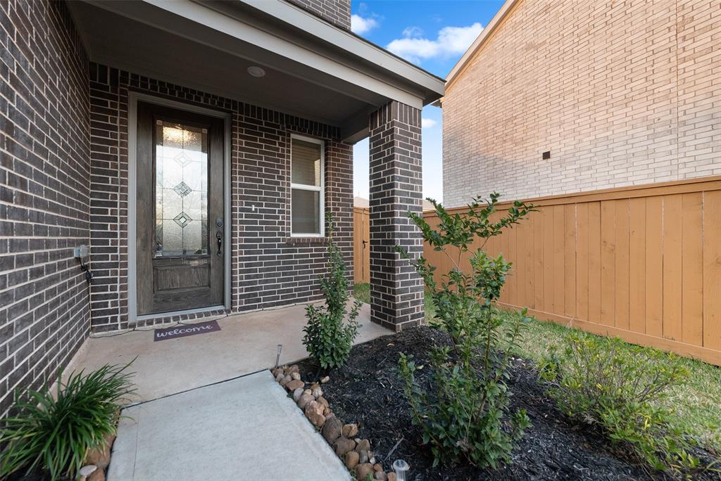 2897 Shimmer Edge Drive, Katy, Texas image 4