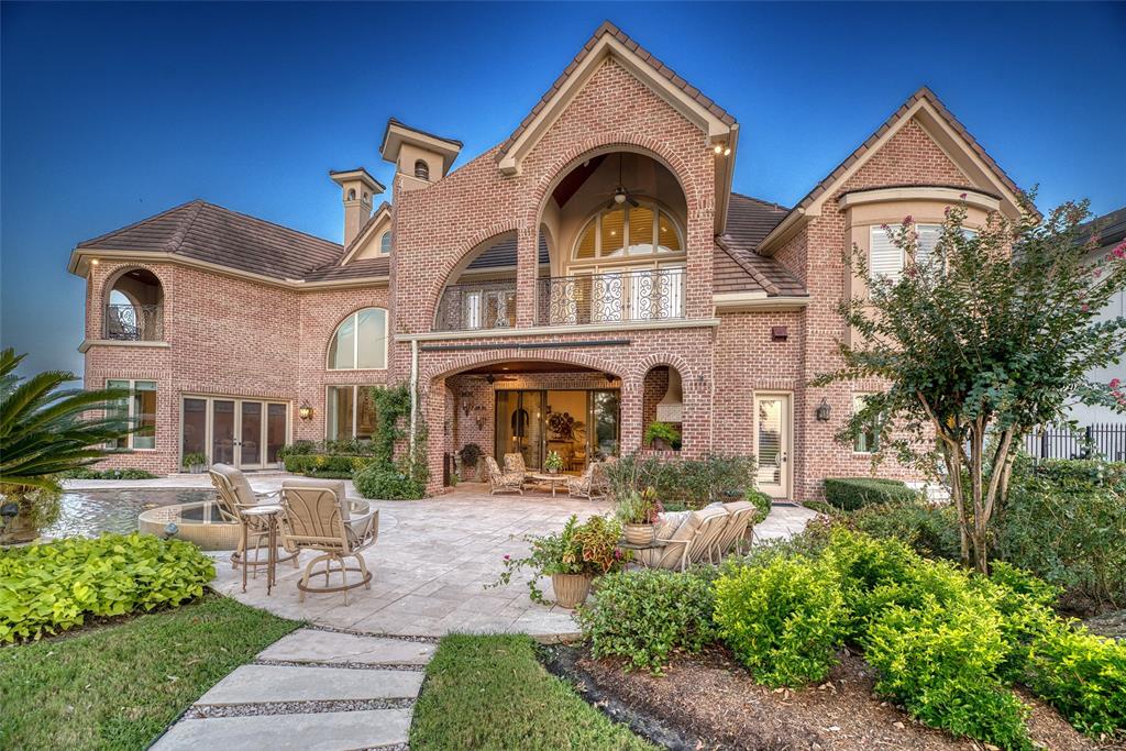 1007 Wavecrest Court