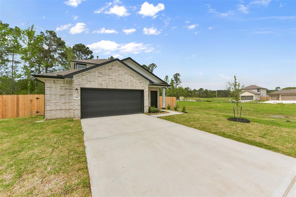 1431 Mulberry Lane, Dayton, Texas image 6