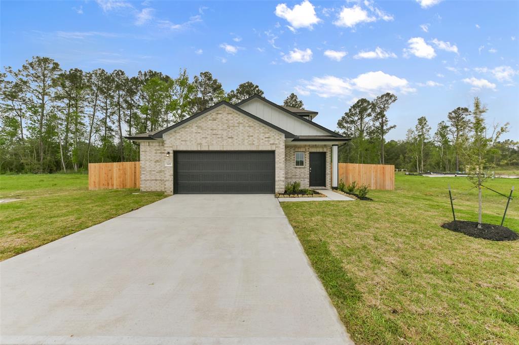 1431 Mulberry Lane, Dayton, Texas image 5