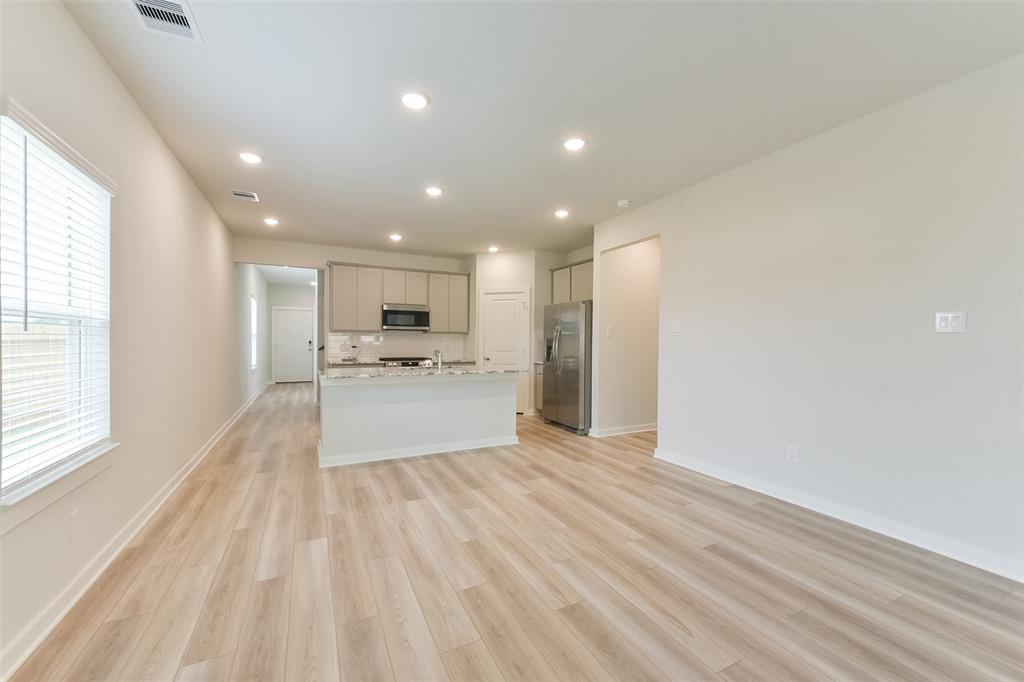 1431 Mulberry Lane, Dayton, Texas image 4