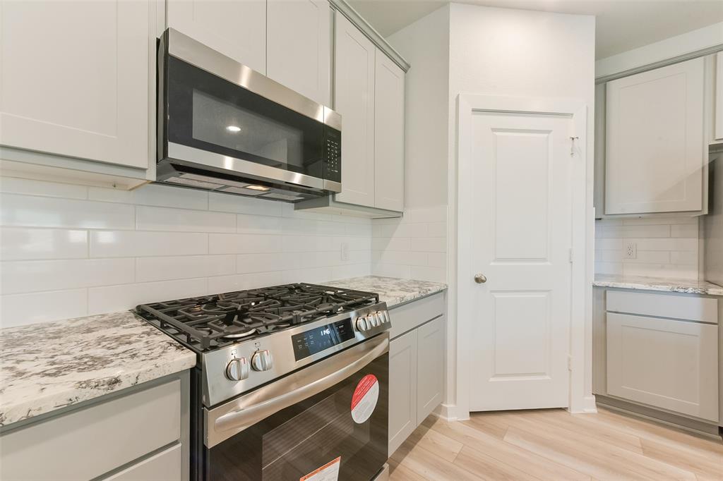 1431 Mulberry Lane, Dayton, Texas image 11