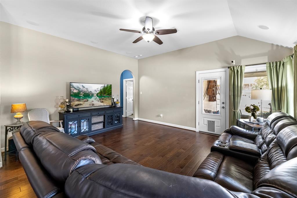 9994 Boulder Bend Lane, Brookshire, Texas image 12