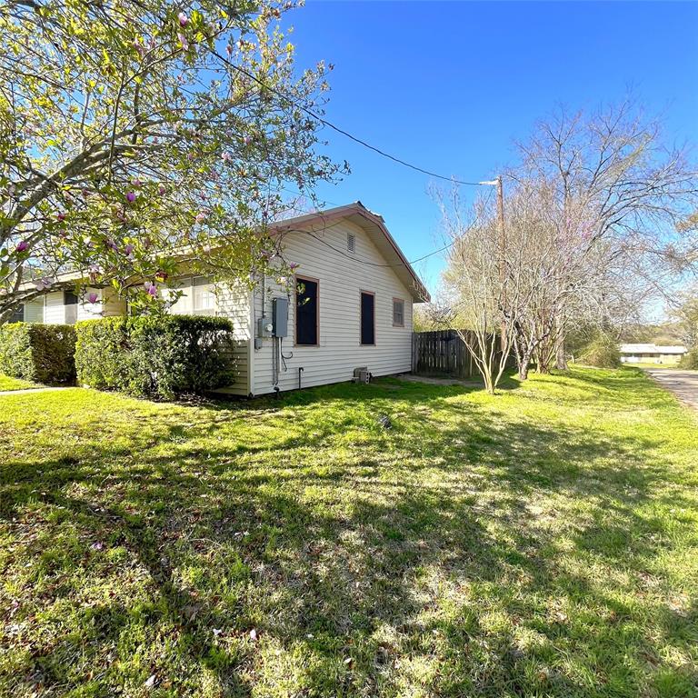 338 N Rusk Street, Centerville, Texas image 3