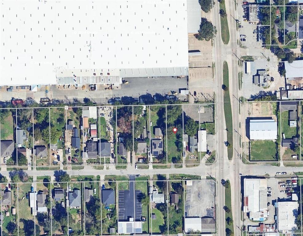 743 Apache Street, Houston, Texas image 5